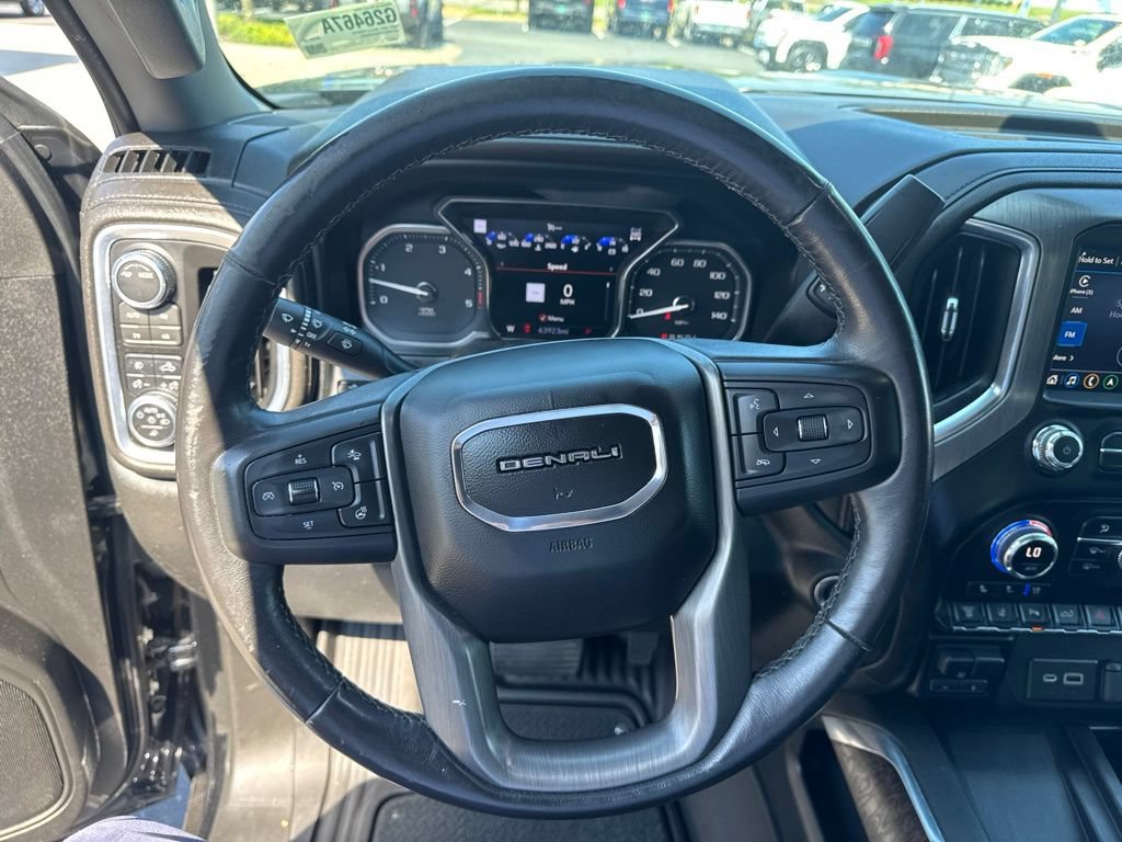 Certified 2022 GMC Sierra 2500 Denali w/ Denali Black Diamond Edition AWD/4WD image 11