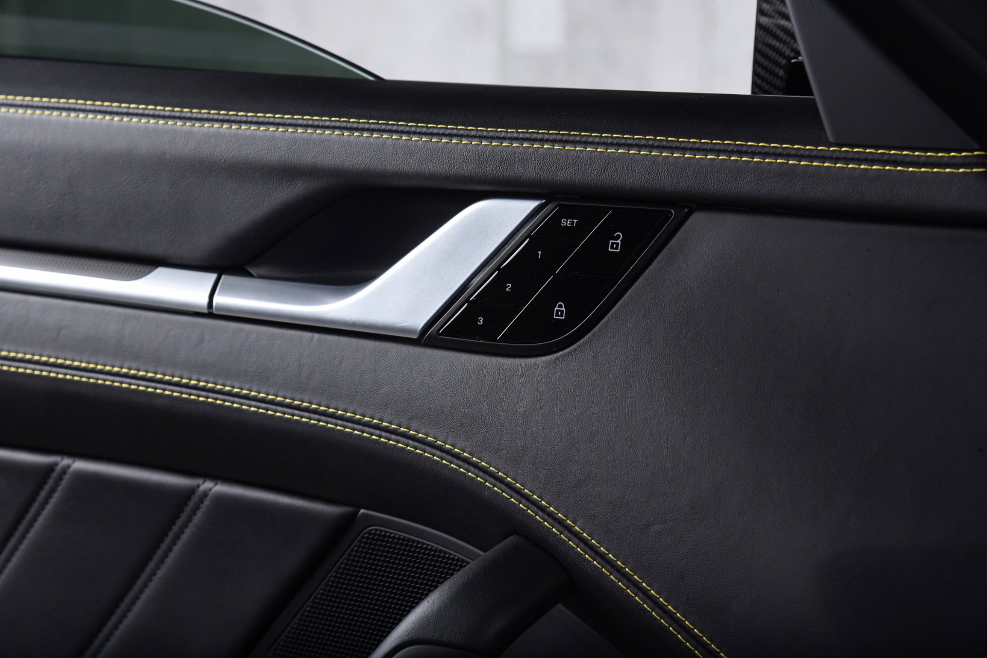 Used 2021 Porsche 911 Turbo S image 18