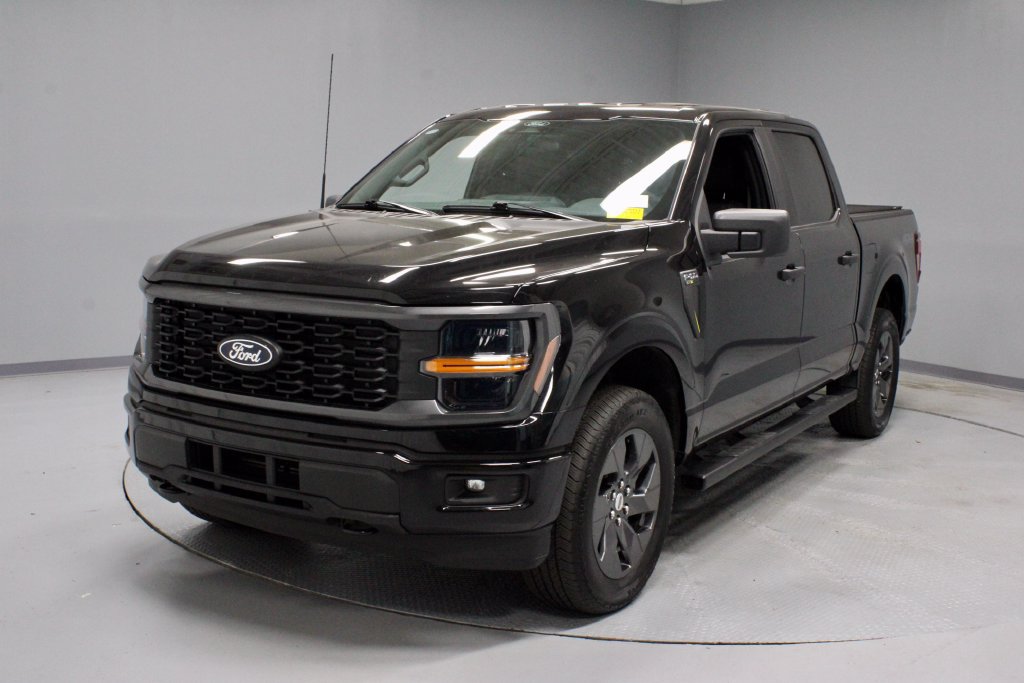 Certified 2025 Ford F150 STX w/ Equipment Group 200A AWD/4WD image 6