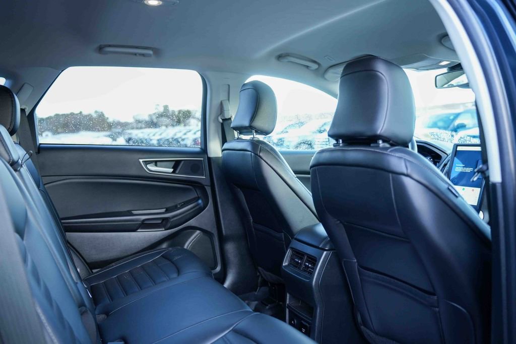 Used 2024 Ford Edge SEL w/ Convenience Package image 23