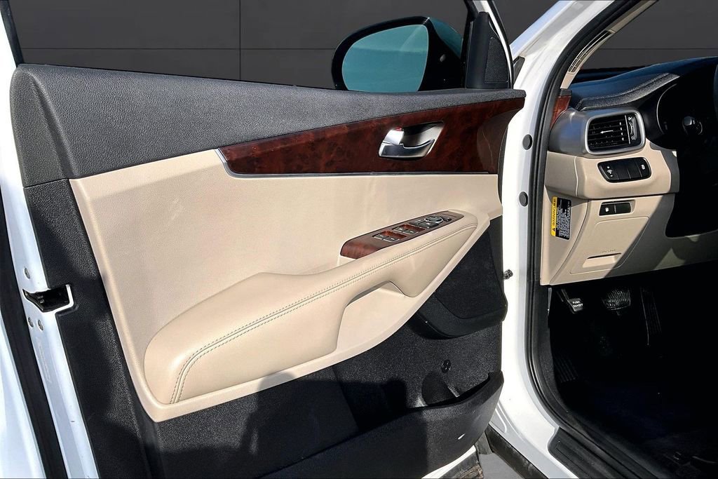 Used 2018 Kia Sorento LX image 15
