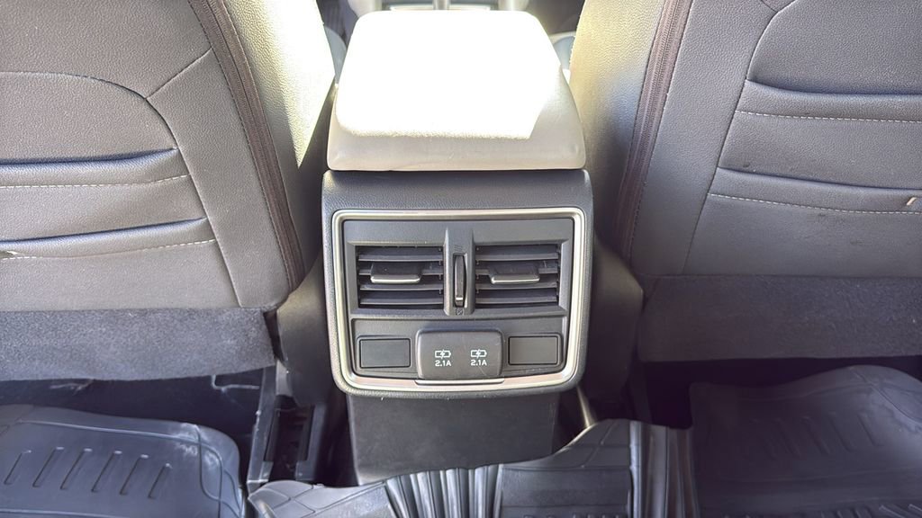 Used 2020 Subaru Forester Premium AWD/4WD image 15