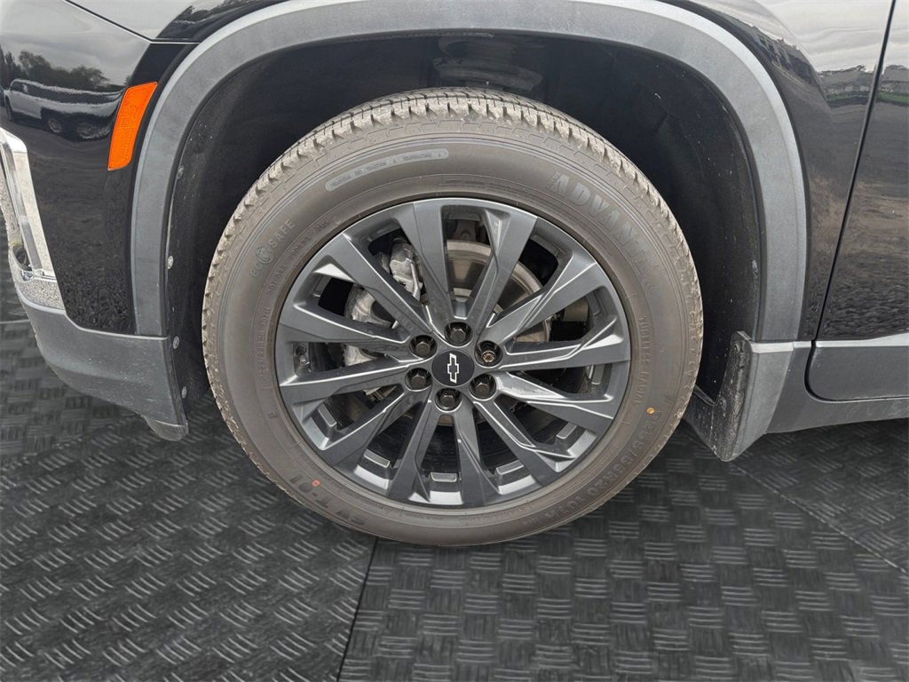 Used 2022 Chevrolet Traverse RS w/ LPO, Floor Liner Package image 14