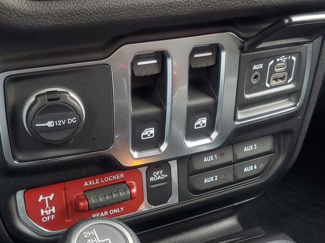 Used 2024 Jeep Wrangler Willys image 27