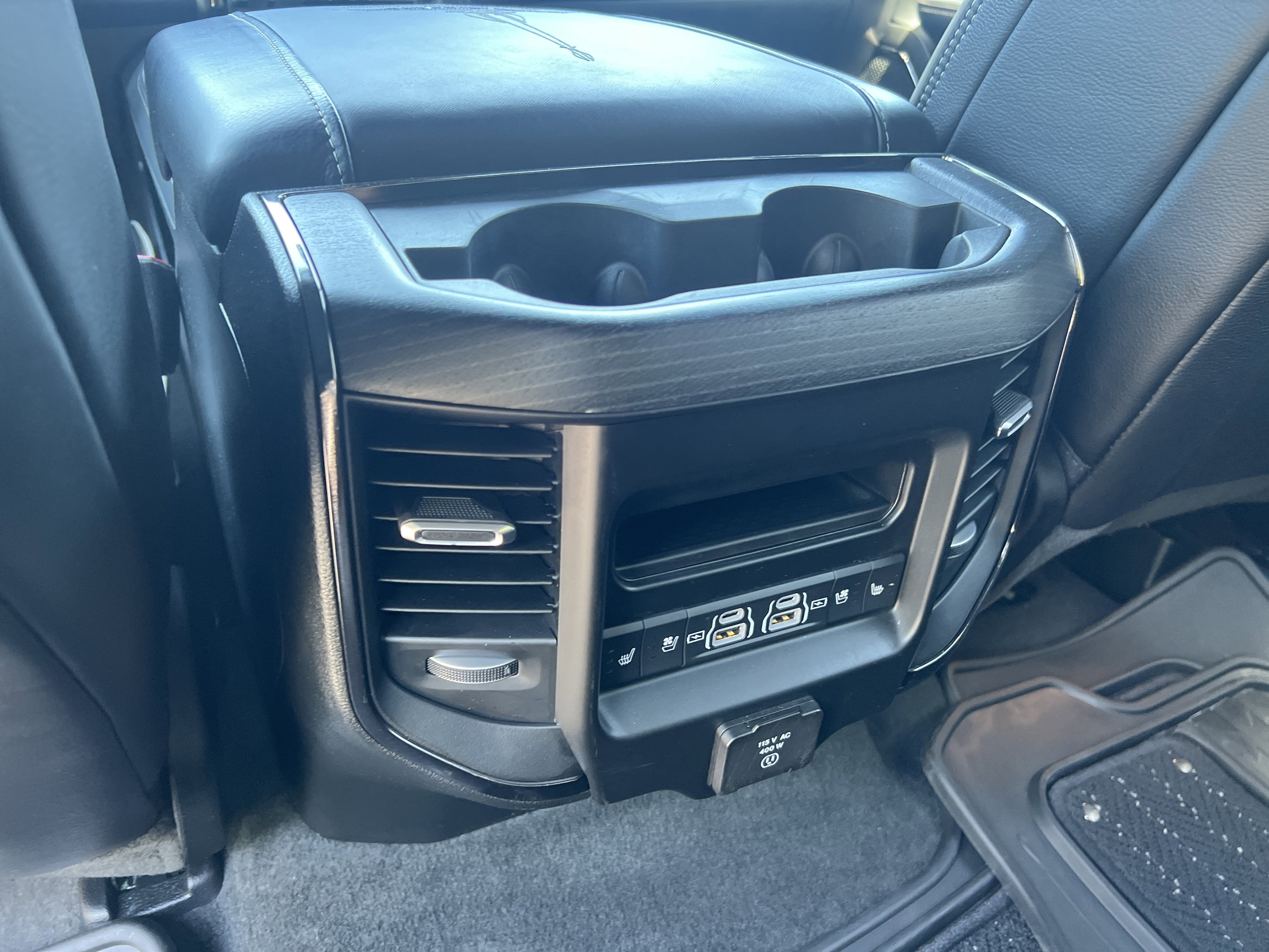 Used 2024 RAM 1500 Limited w/ Body Color Bumper Group AWD/4WD image 28
