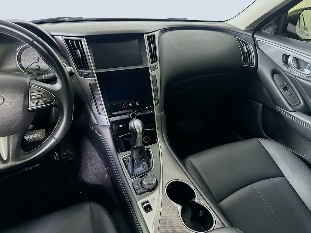 Used 2016 INFINITI Q50 Premium RWD image 19