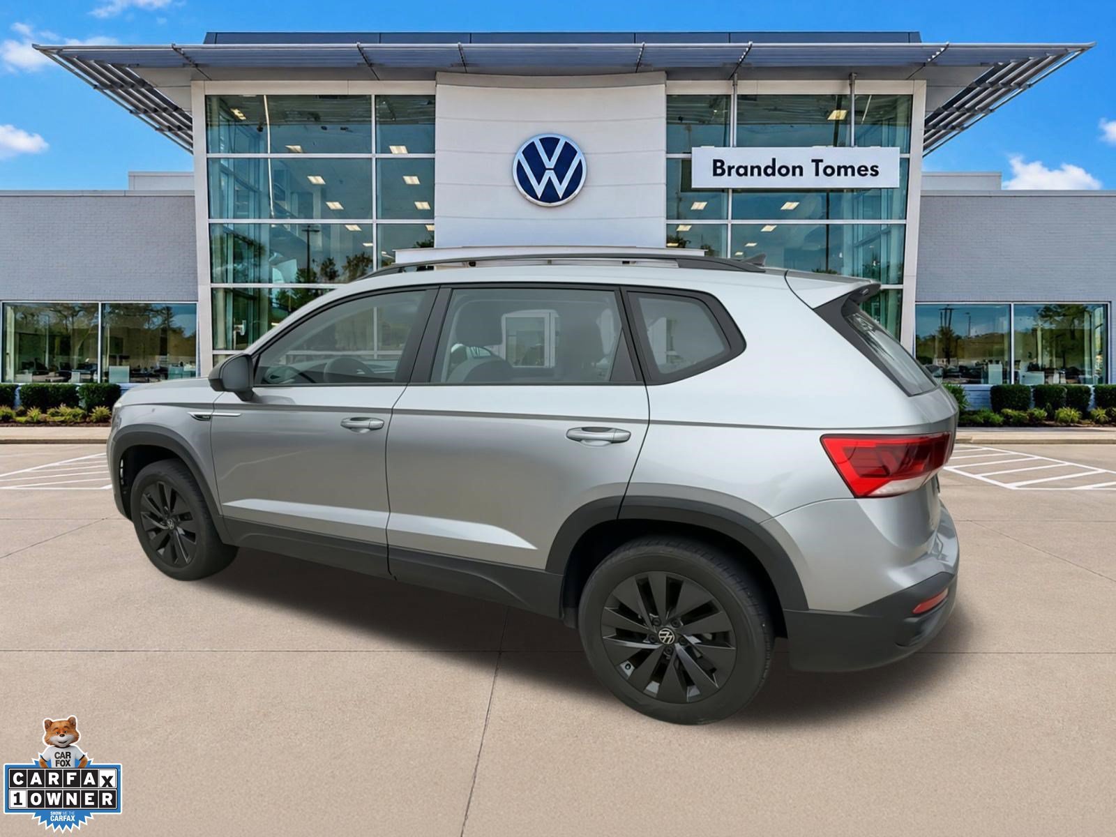 Used 2023 Volkswagen Taos S FWD image 6