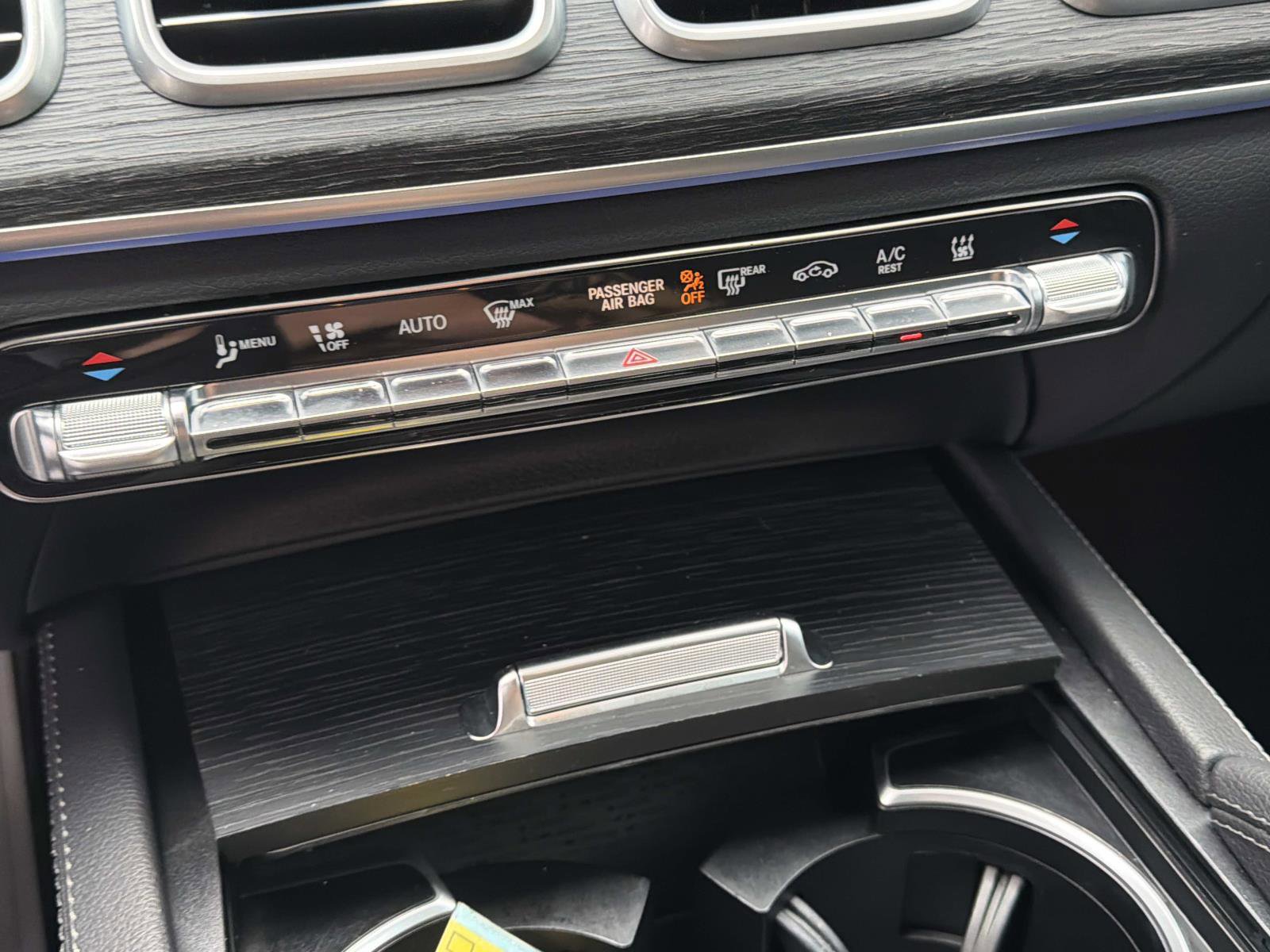 Certified 2025 Mercedes-Benz GLE 450e 4MATIC image 23