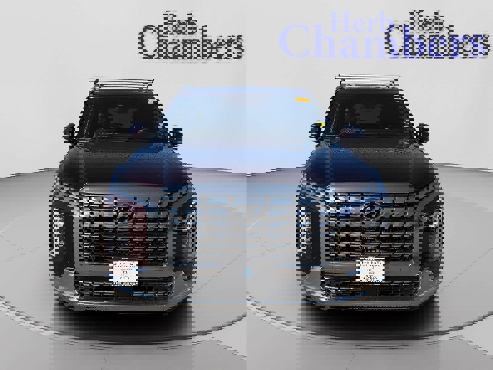 Used 2023 Hyundai Palisade Calligraphy image 2