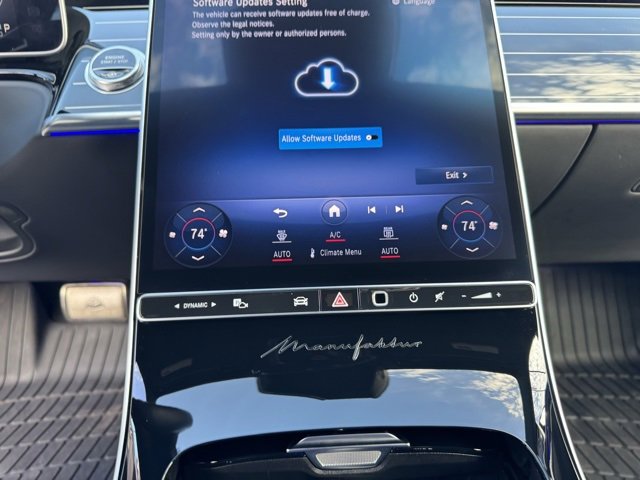 Certified 2024 Mercedes-Benz Maybach S 680 4MATIC image 17