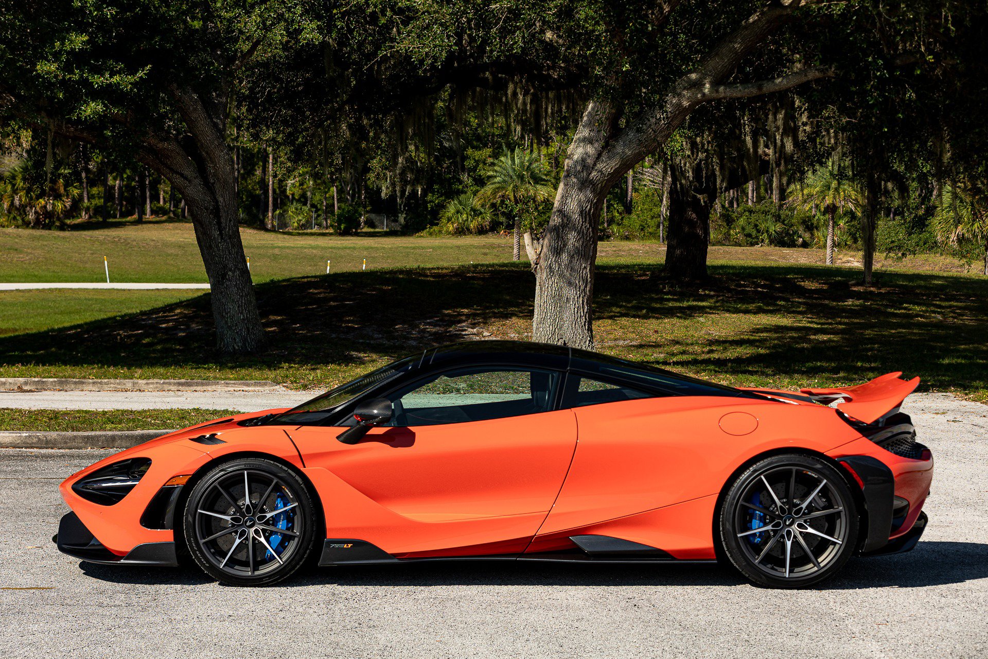 Used 2021 McLaren 765LT image 48