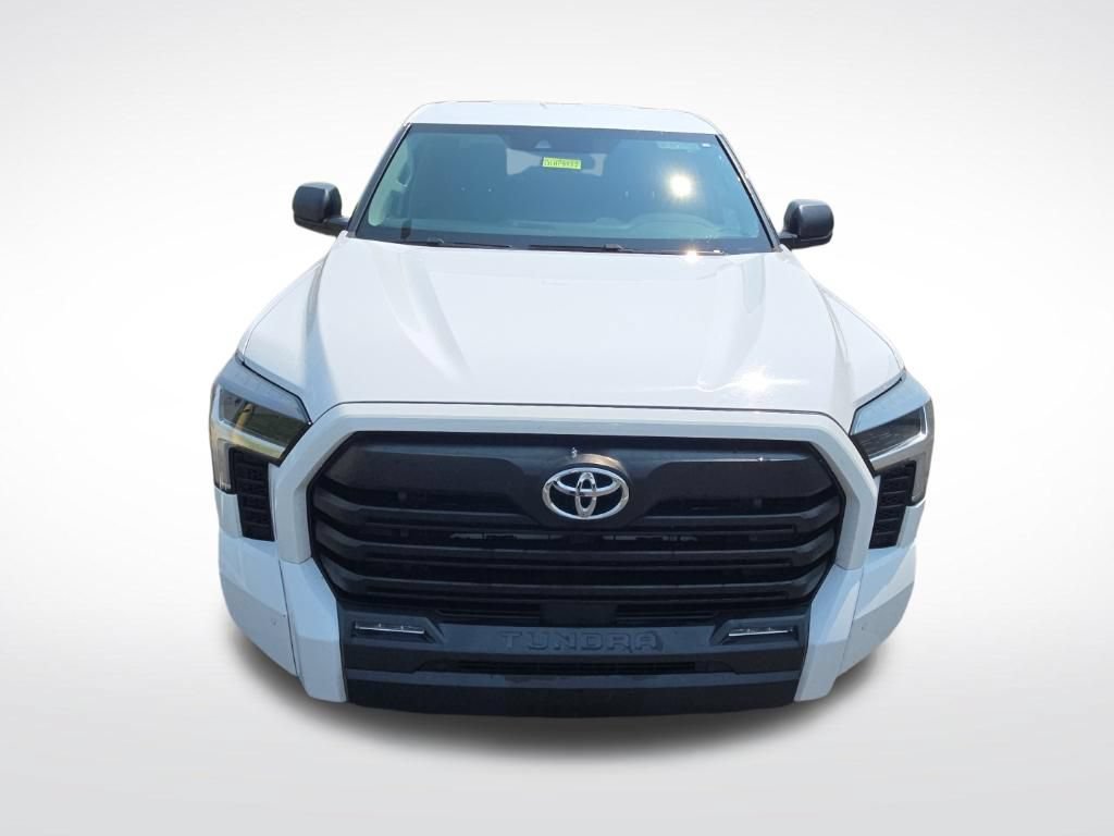 Used 2022 Toyota Tundra SR5 AWD/4WD image 10