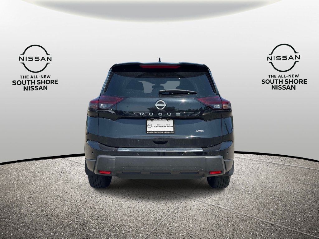 Certified 2026 Nissan Rogue SV AWD/4WD image 6
