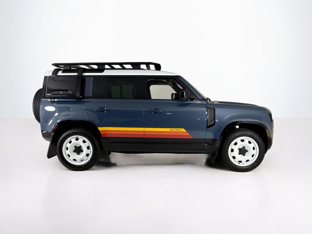 Used 2025 Land Rover Defender 110 S image 6