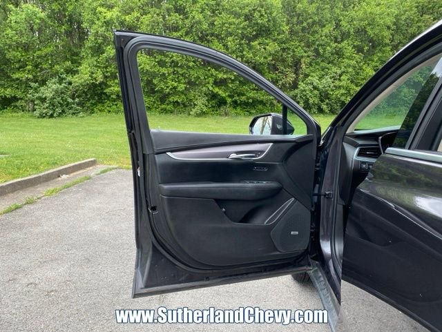 Used 2018 Cadillac XT5 Premium Luxury w/ Driver Assist Package image 13