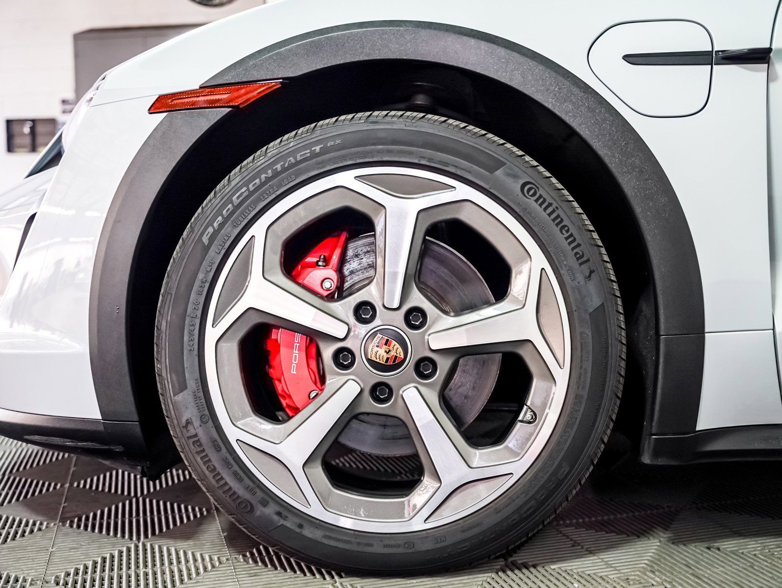 Certified 2023 Porsche Taycan 4S image 13