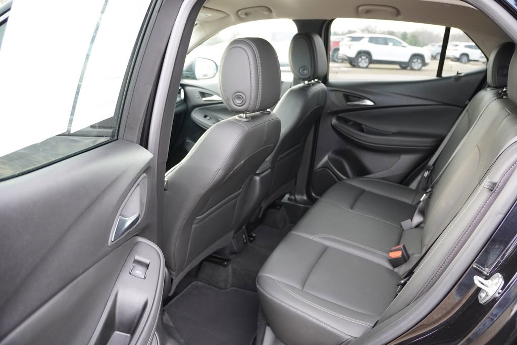Certified 2024 Buick Encore GX Sport Touring image 17