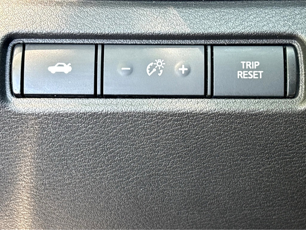 Certified 2024 Nissan Altima 2.5 SV FWD image 5