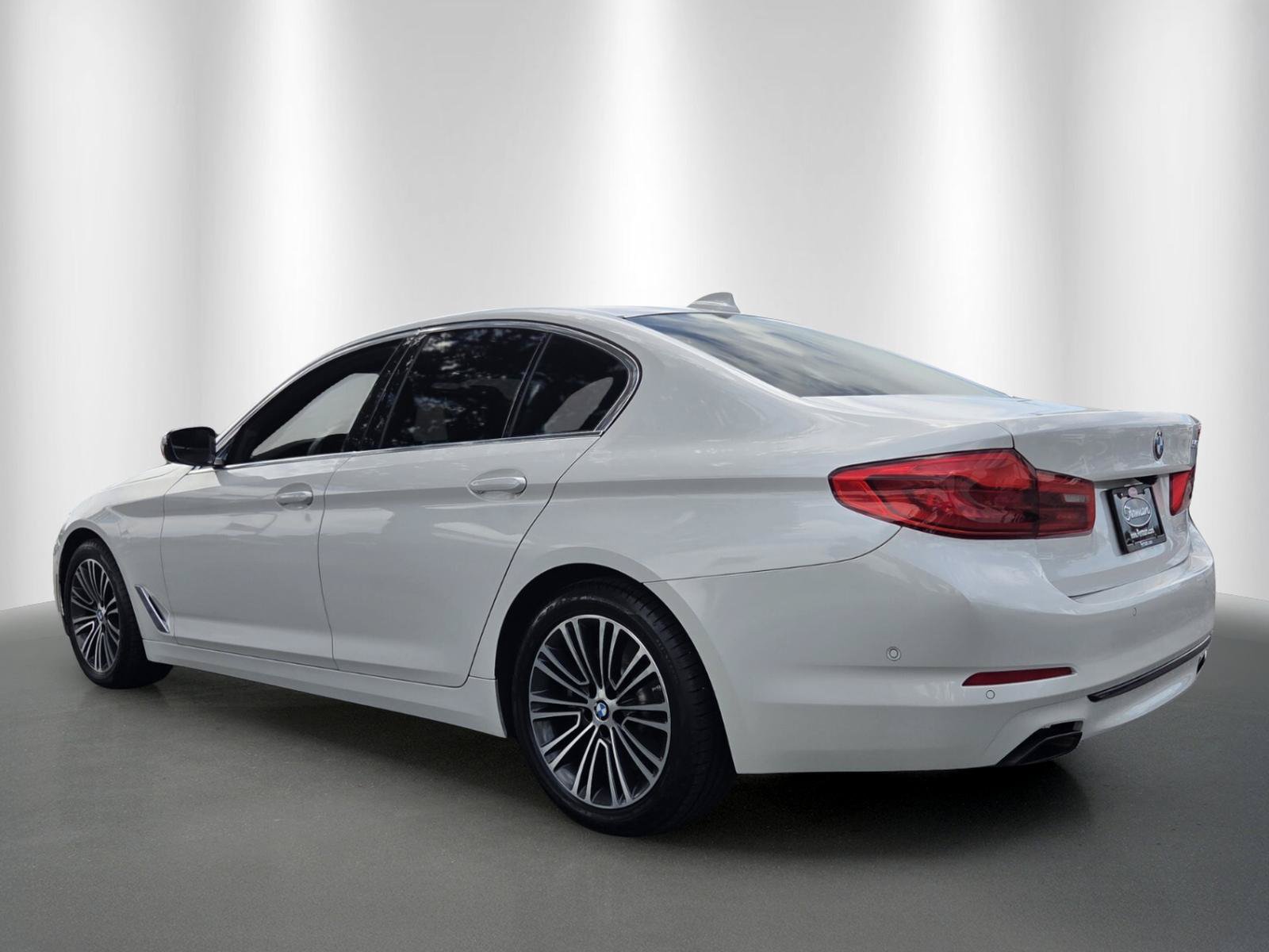 Used 2019 BMW 540i w/ Premium Package RWD image 5
