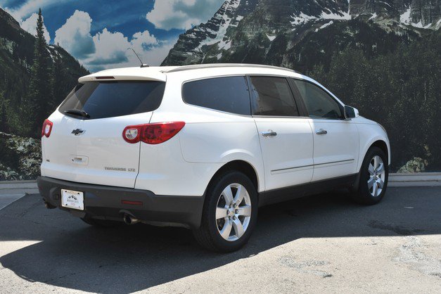 Used 2012 Chevrolet Traverse LTZ AWD/4WD image 2