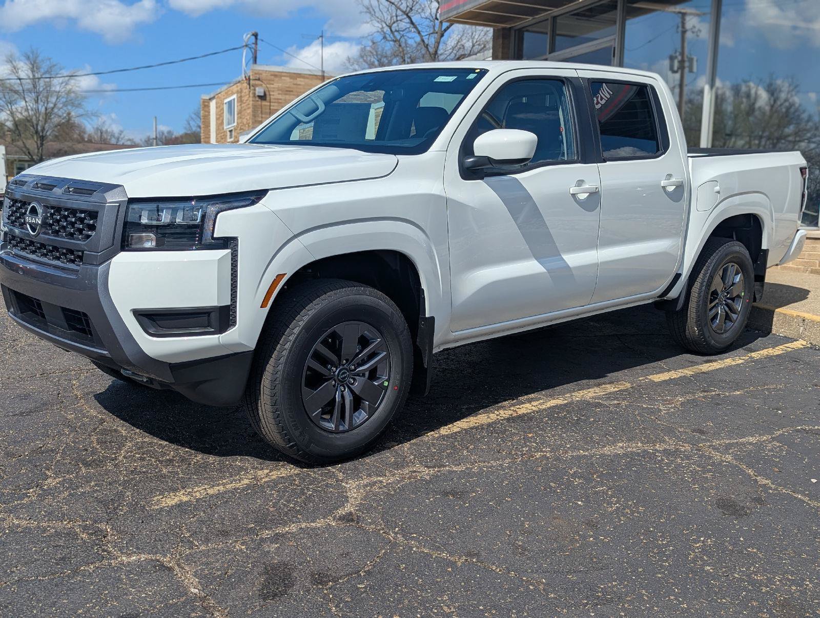 New 2026 Nissan Frontier SV AWD/4WD image 10