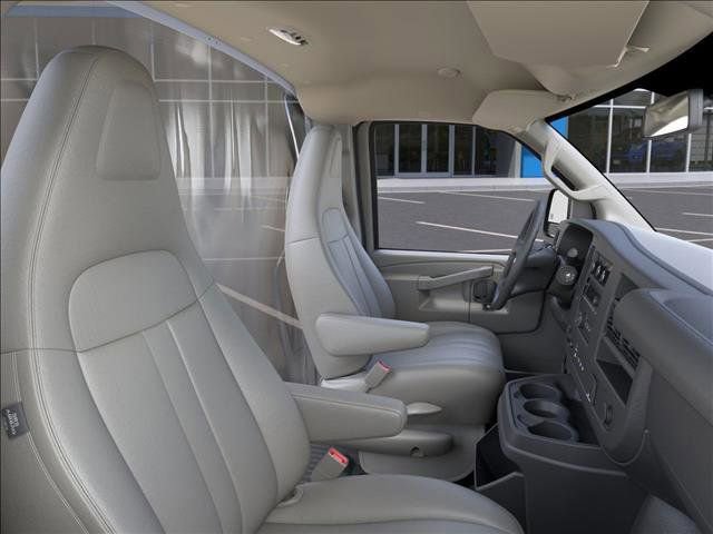New 2025 Chevrolet Express 3500 w/ Driver Convenience Package image 17