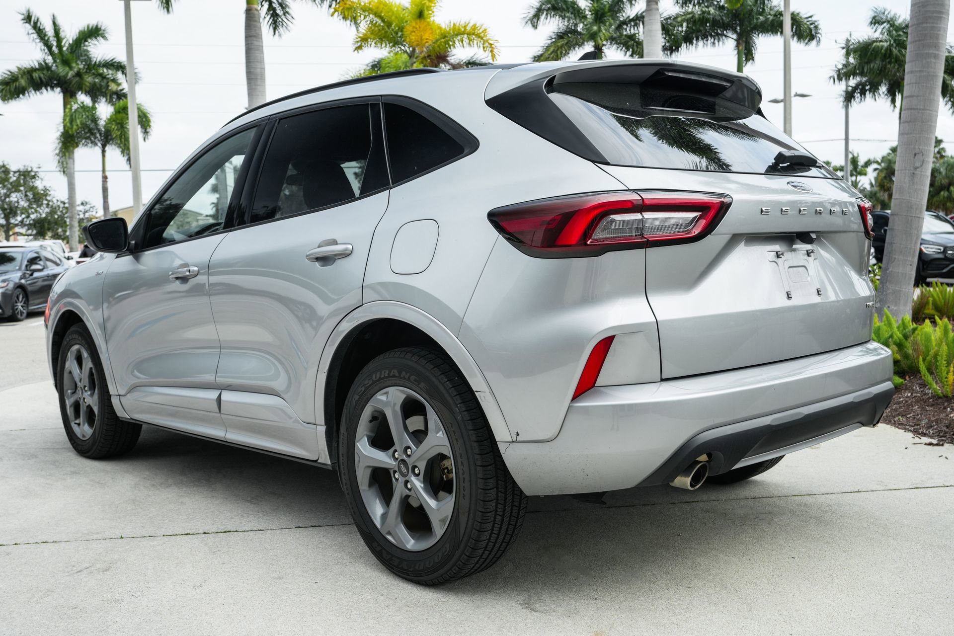 Used 2023 Ford Escape ST-Line image 7