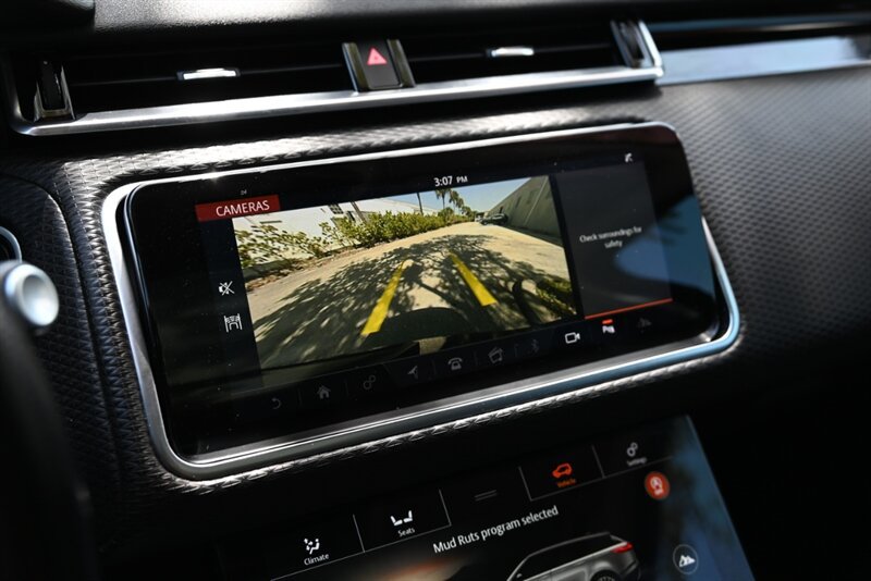 Used 2018 Land Rover Range Rover Velar S AWD/4WD image 50