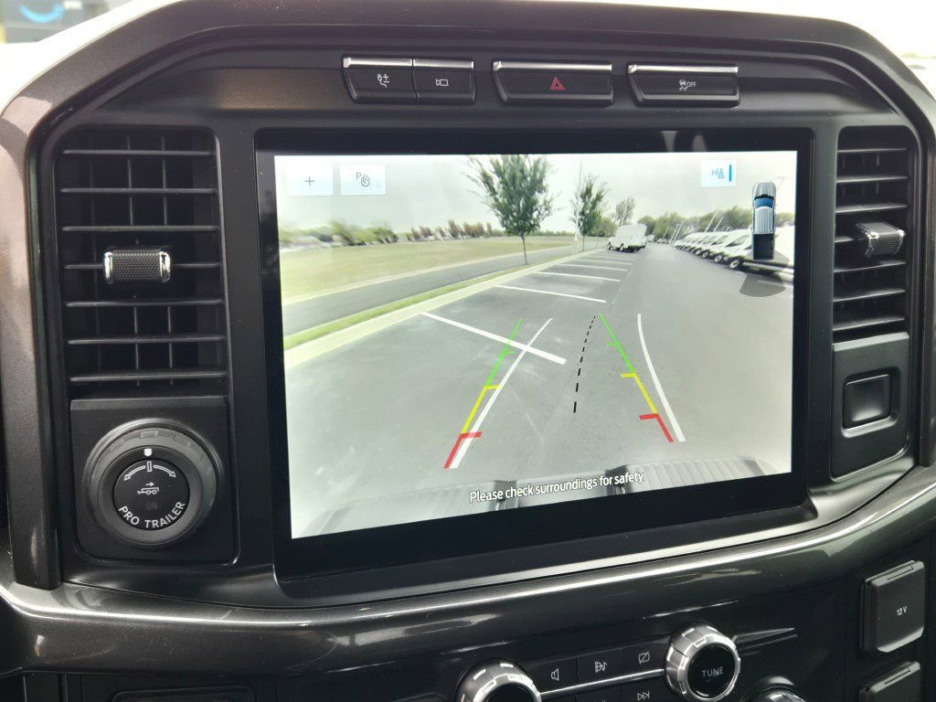 Certified 2022 Ford F150 XLT w/ Equipment Group 302A High image 26