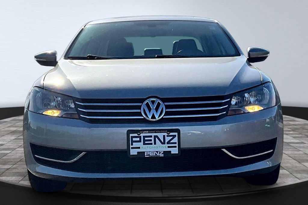 Used 2012 Volkswagen Passat 2.5 SE image 2