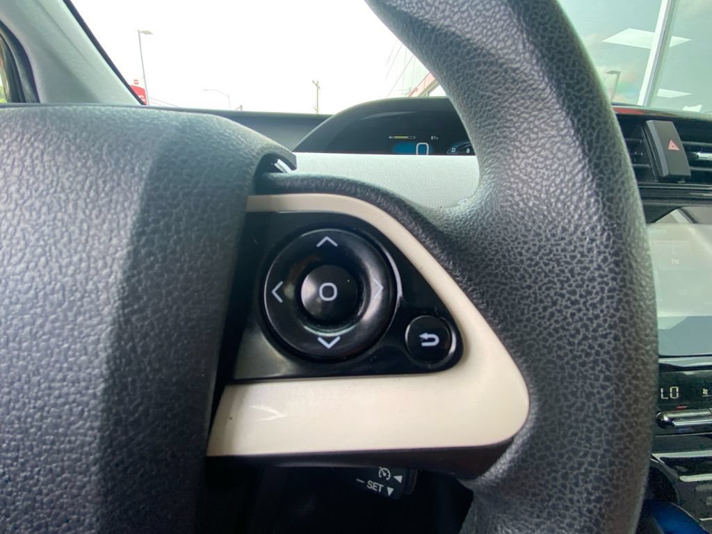 Used 2016 Toyota Prius Two FWD image 19