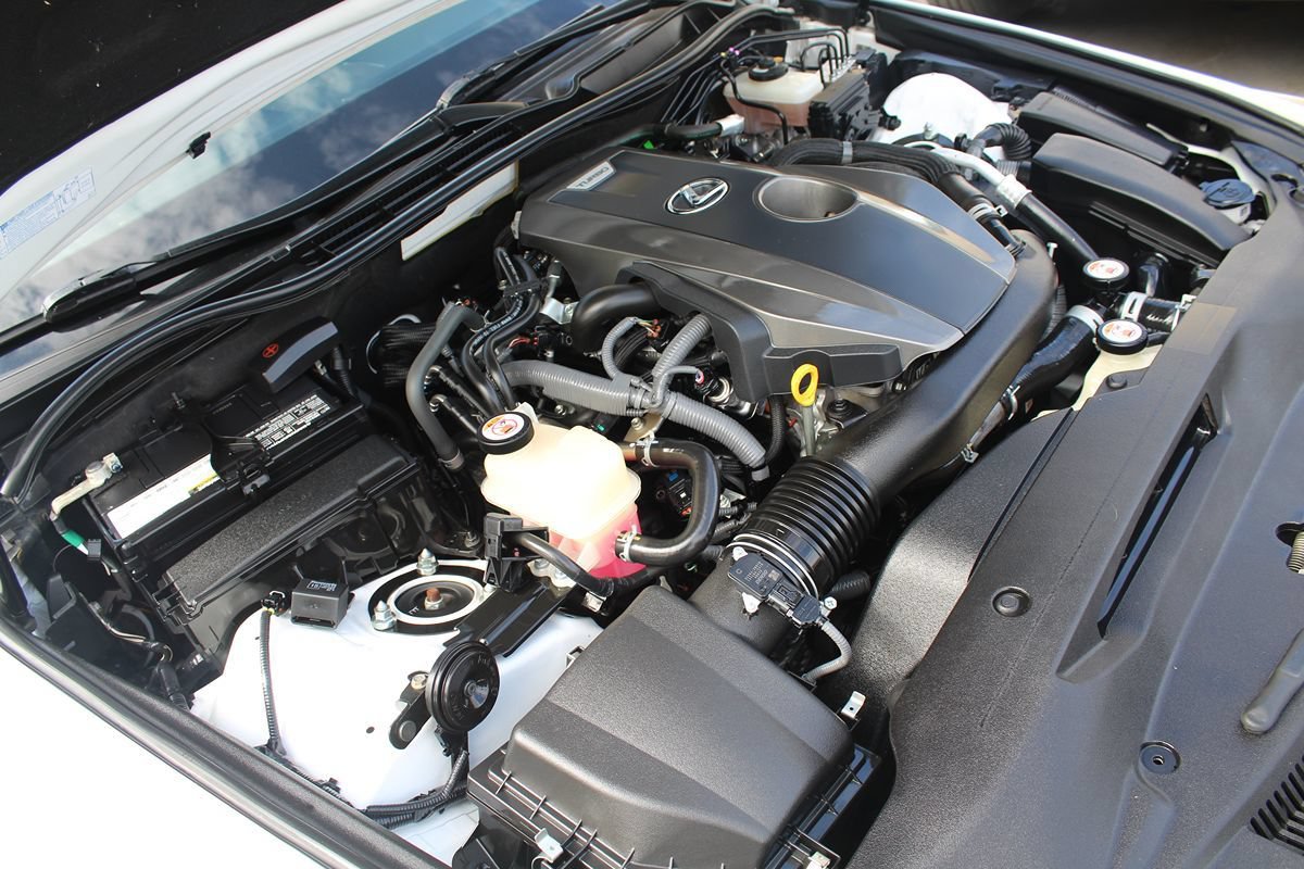 Used 2019 Lexus IS 300 F Sport w/ F Sport Package RWD image 33