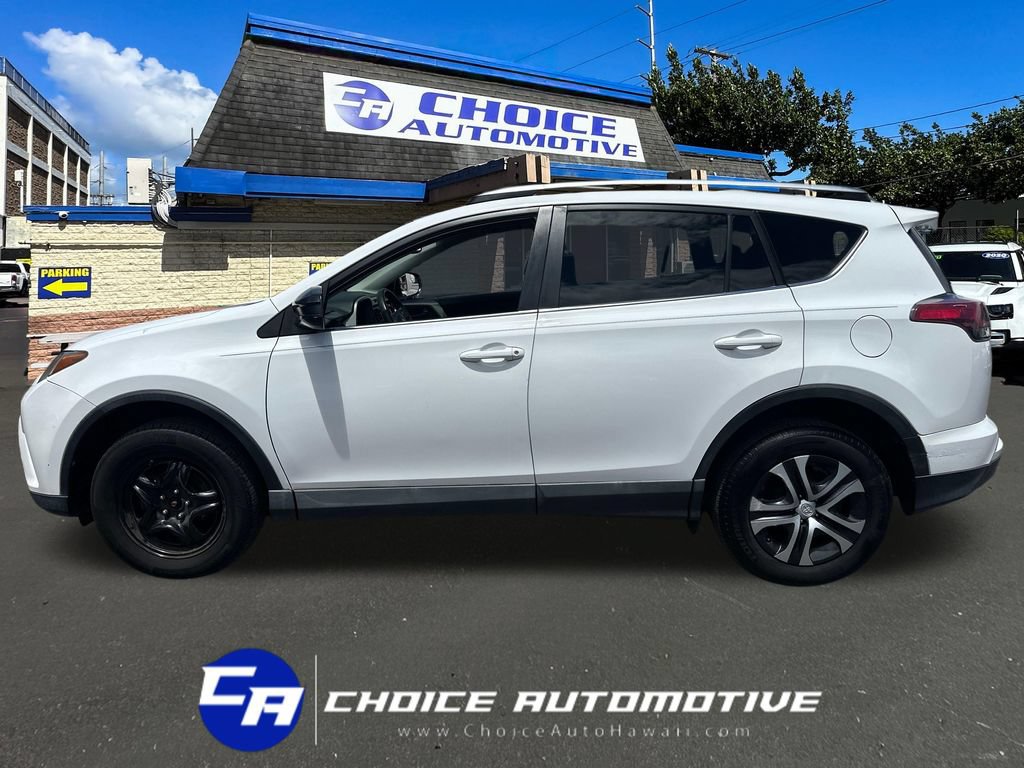 Used 2016 Toyota RAV4 LE FWD image 3