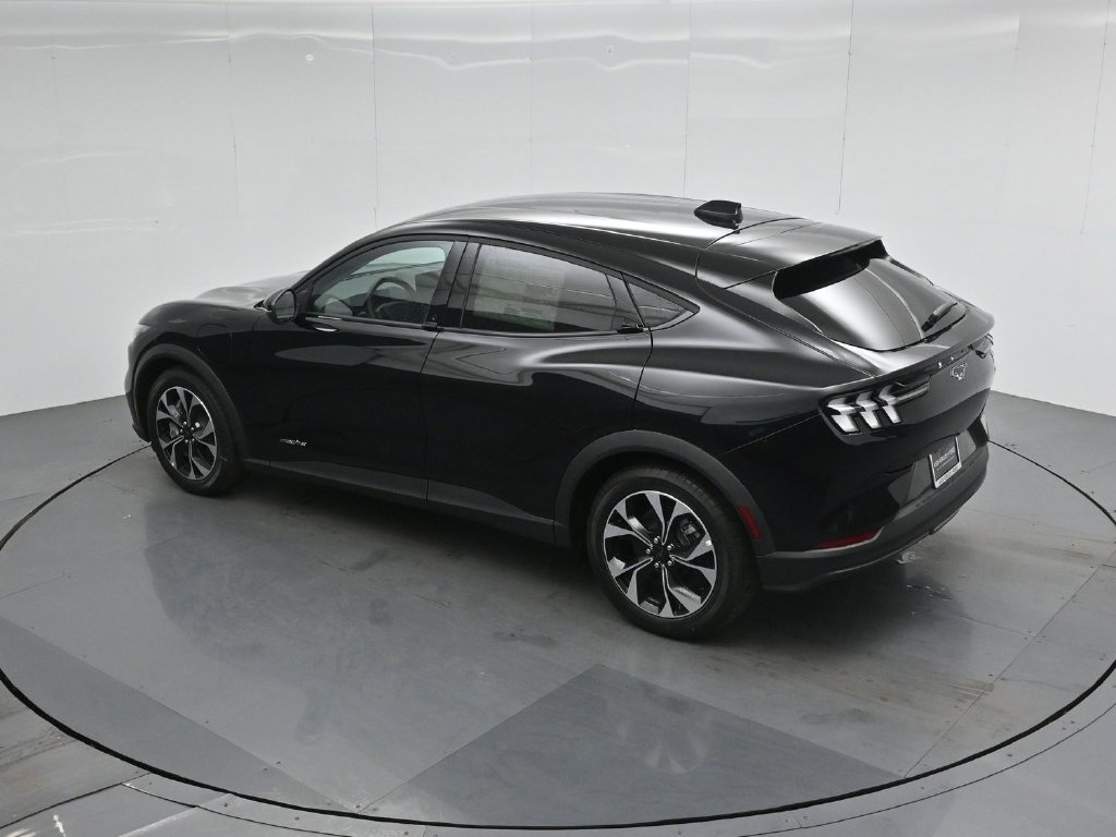 New 2026 Ford Mustang Mach-E Select RWD image 39