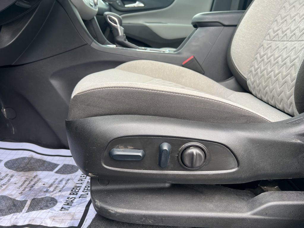 Used 2024 Chevrolet Equinox LT image 10