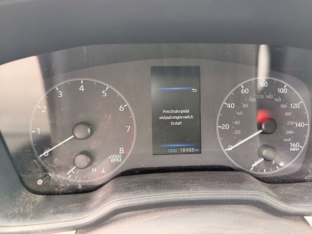 Used 2023 Toyota Corolla Cross LE AWD/4WD image 10