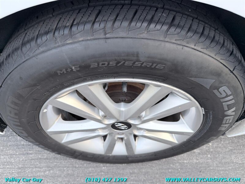 Used 2016 Hyundai Sonata SE FWD image 25