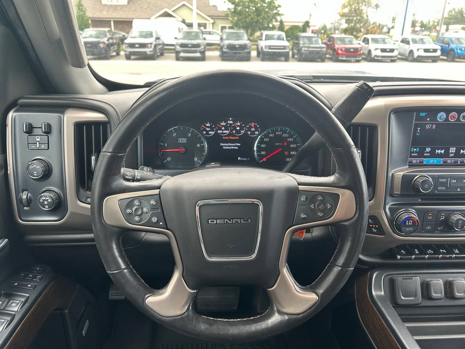 Used 2018 GMC Sierra 2500 Denali w/ Snow Plow Prep Package AWD/4WD image 15