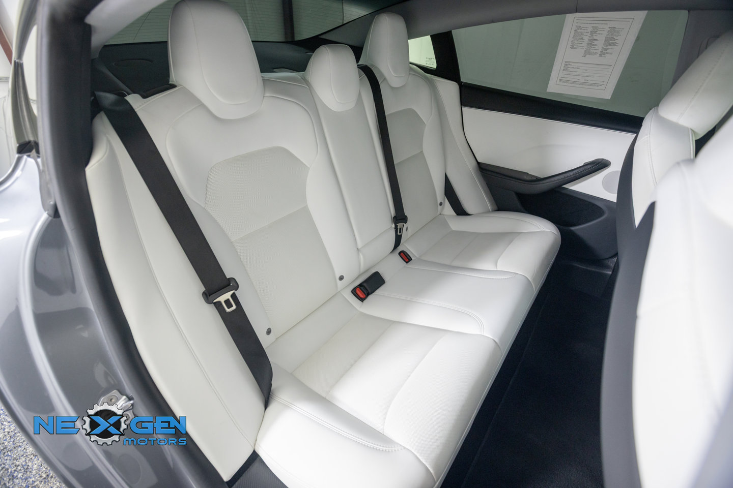 Used 2025 Tesla Model 3 Long Range AWD/4WD image 36