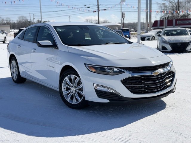 Used 2024 Chevrolet Malibu LT image 2