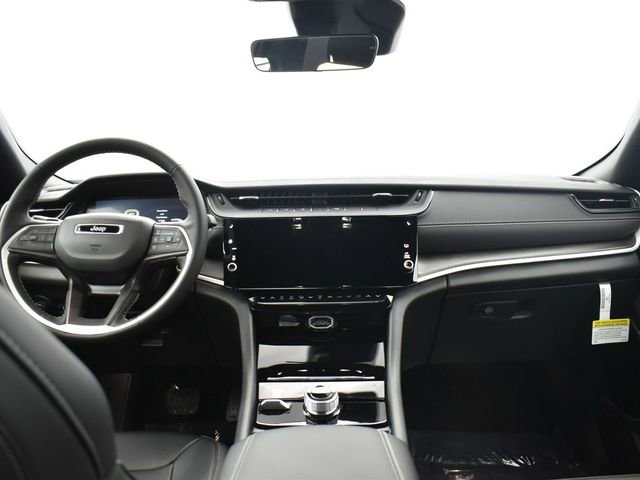 New 2026 Jeep Grand Cherokee L Limited AWD/4WD image 8