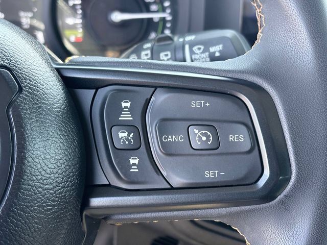 Used 2024 Jeep Wrangler Unlimited AWD/4WD image 14