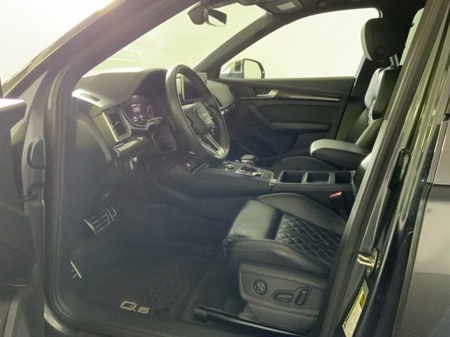 Used 2018 Audi SQ5 Prestige w/ Prestige Package AWD/4WD image 15