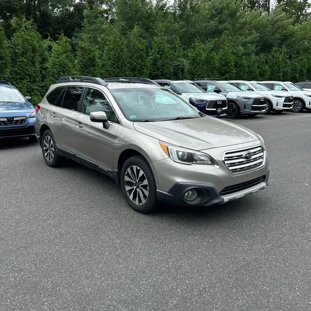 Used 2017 Subaru Outback 2.5i Limited AWD/4WD image 12