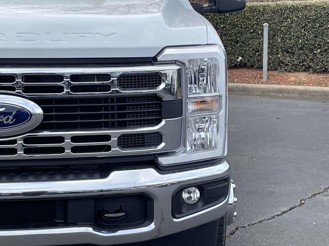 New 2026 Ford F350 XL w/ XL Chrome Package image 28