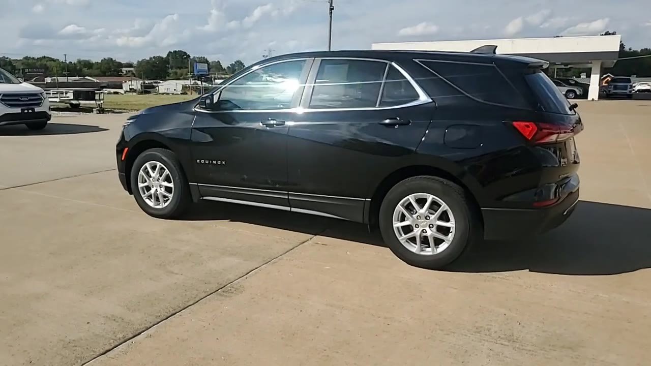 Used 2023 Chevrolet Equinox LT image 6