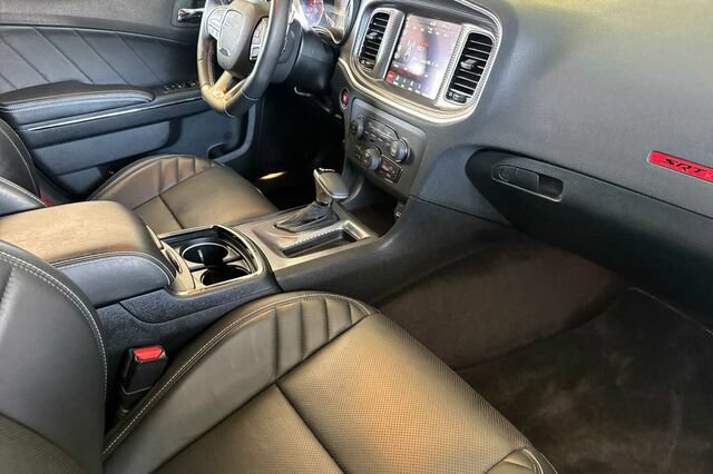 Used 2018 Dodge Charger SRT Hellcat RWD image 12