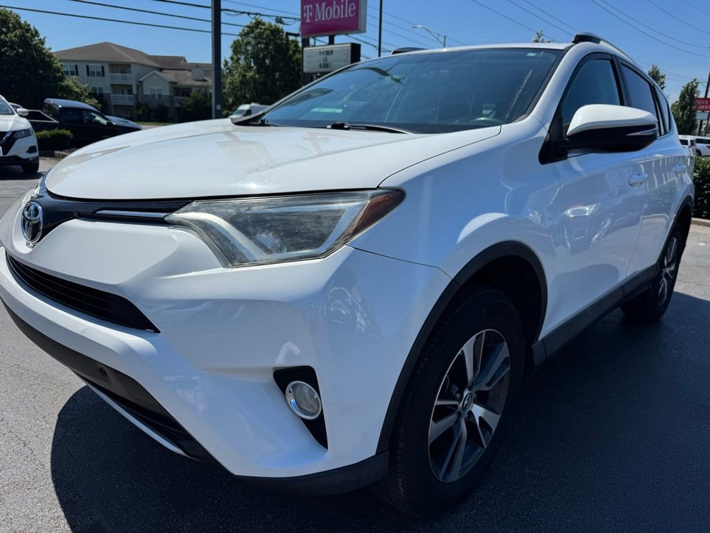 Used 2016 Toyota RAV4 XLE AWD/4WD image 1