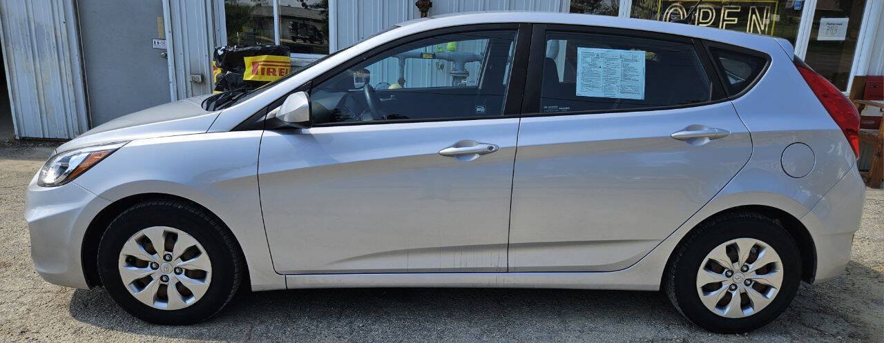 Used 2017 Hyundai Accent SE FWD image 4