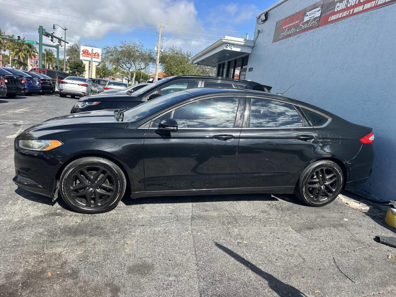 Used 2014 Ford Fusion SE image 4